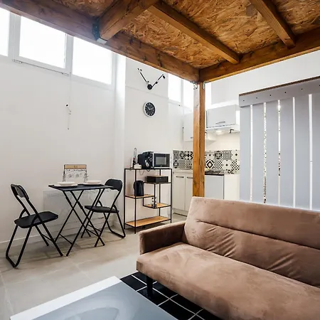 Merveilleux Studio 1 Pres De Paris Neuilly-Plaisance Exterior foto